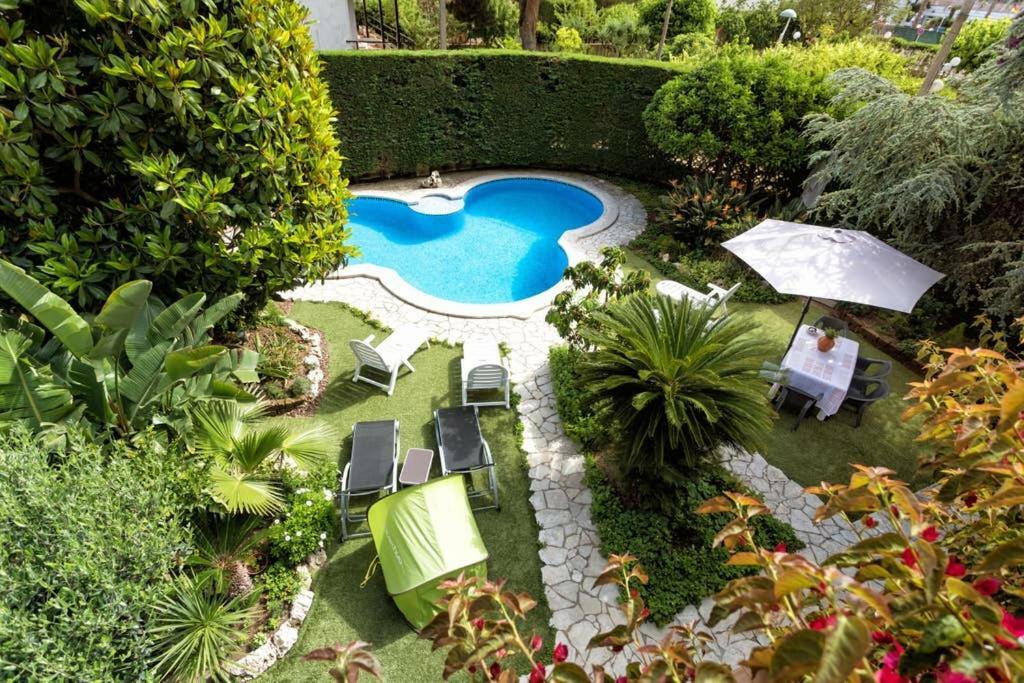 Villa Paquita Calella Kültér fotó